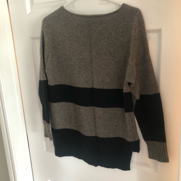 Eileen Fisher 50% yak 50% wool  boat neck sweater size M Asymmetrical Tu… - Picture 3 of 11
